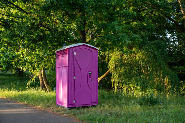 Best Portable restroom trailer rental  in Livonia, LA